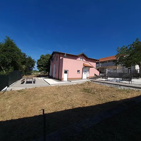 Apartmans Nejra2 Sa Bazenom Pula